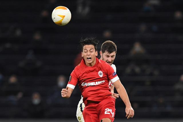 徐新回应球迷质疑 强调球队表现需积累人品